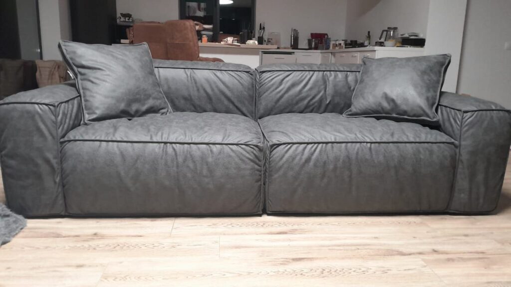 Photo 2024 07 25 18 56 58